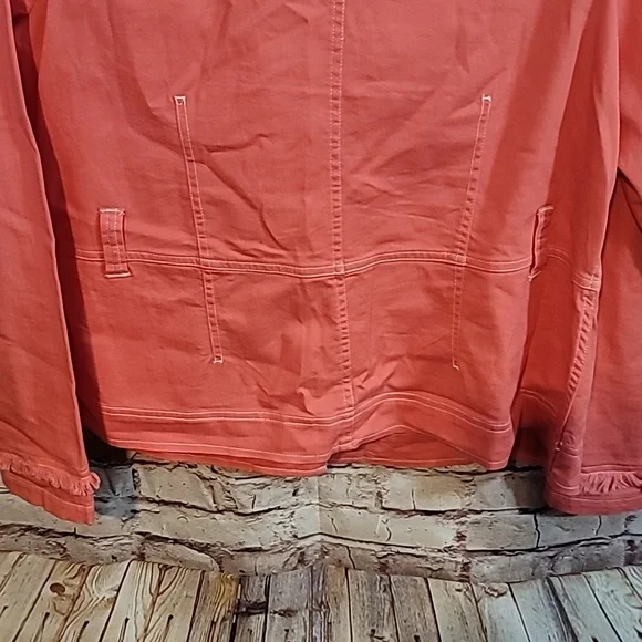 Fashion Bug Super cute spring stretch lightweight jacket 😍 ✨️ - Picture 9 of 9